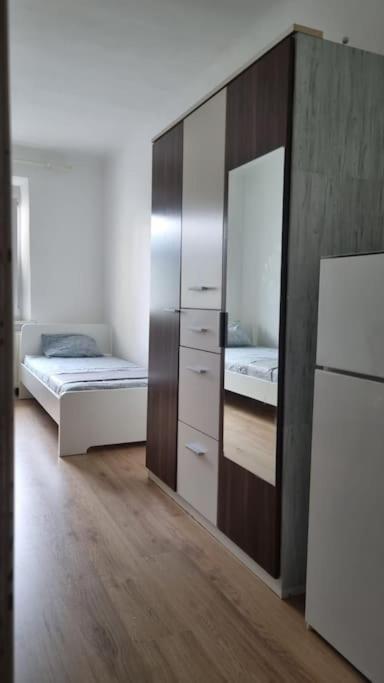 Apartment Mit 2 Betten Inklusive Gratis Parkplatz Graz Eksteriør billede